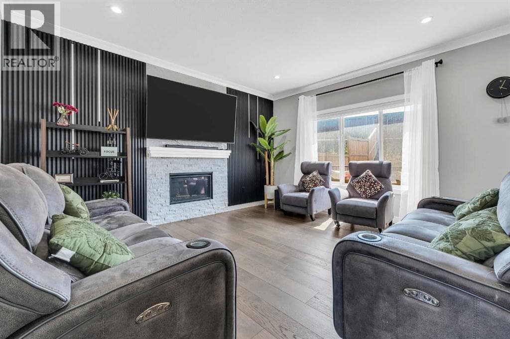 131 Sherview Grove NW — photo 3