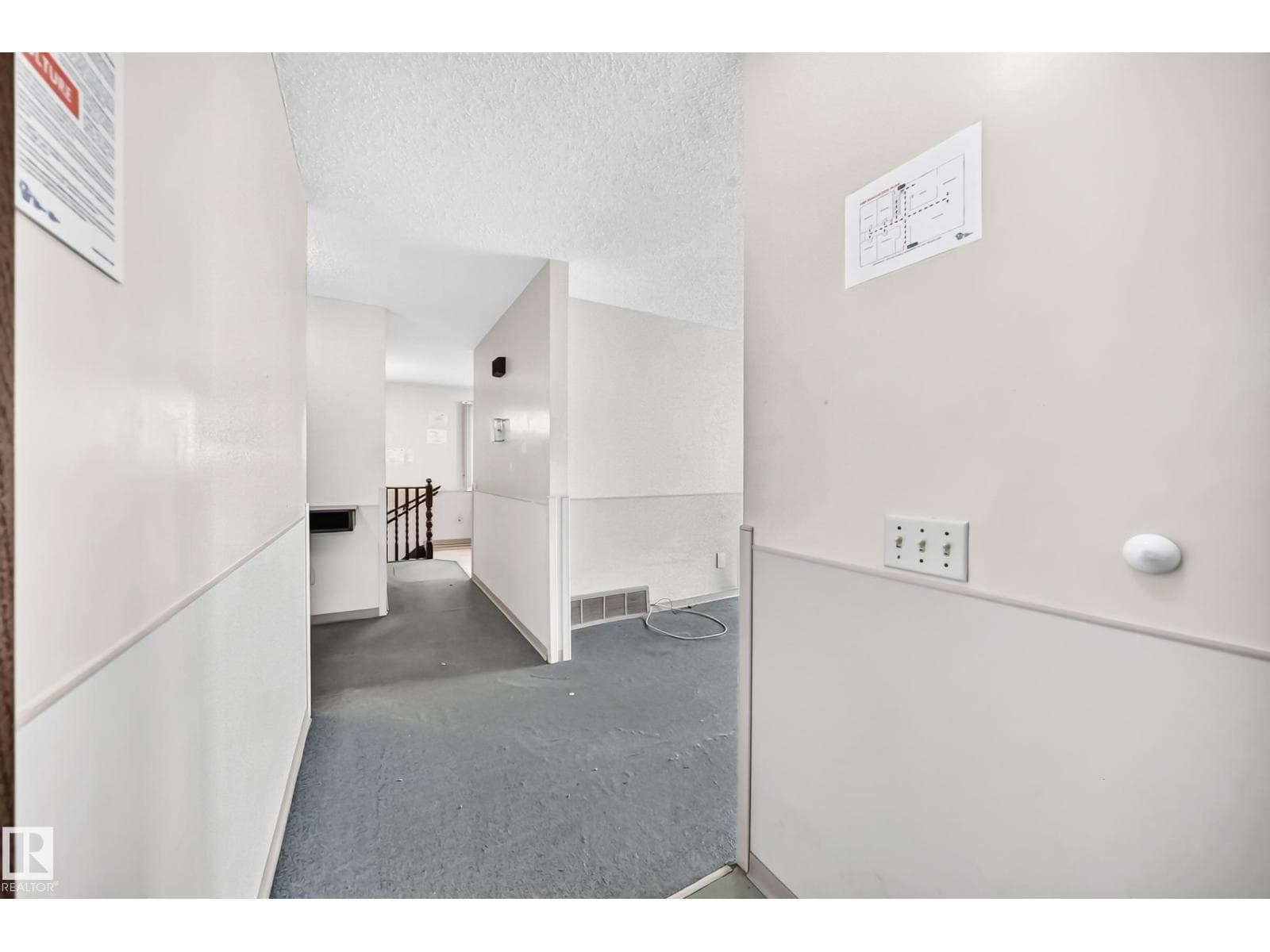 2071 49A ST NW — photo 4