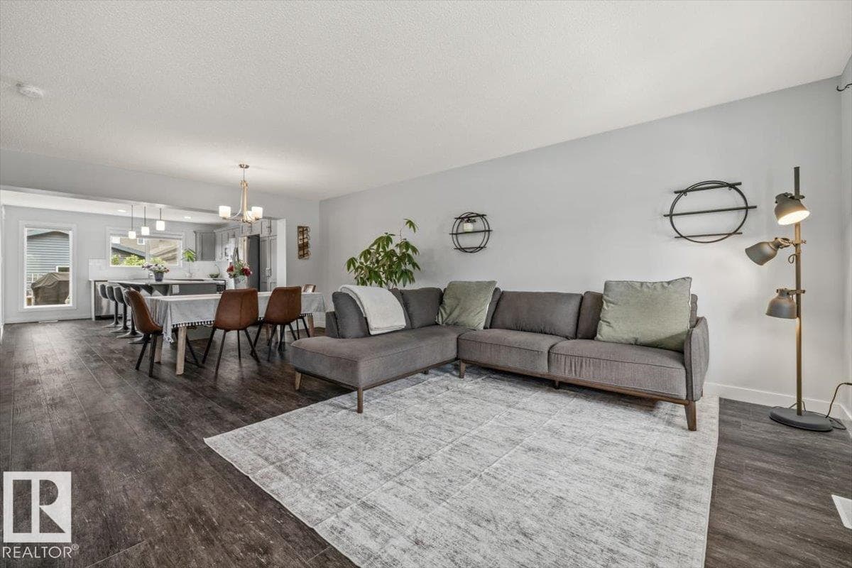 2043 GRAYDON HILL CR SW — photo 5