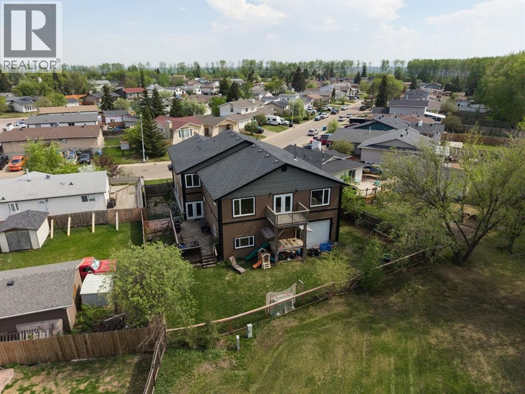 336 Ermine Crescent — photo 3