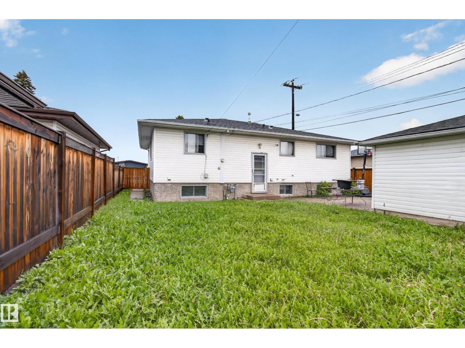 9315 132A AV NW — photo 2
