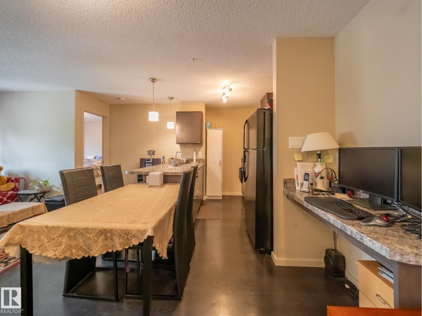 #360 1196 HYNDMAN RD S NW — photo 5