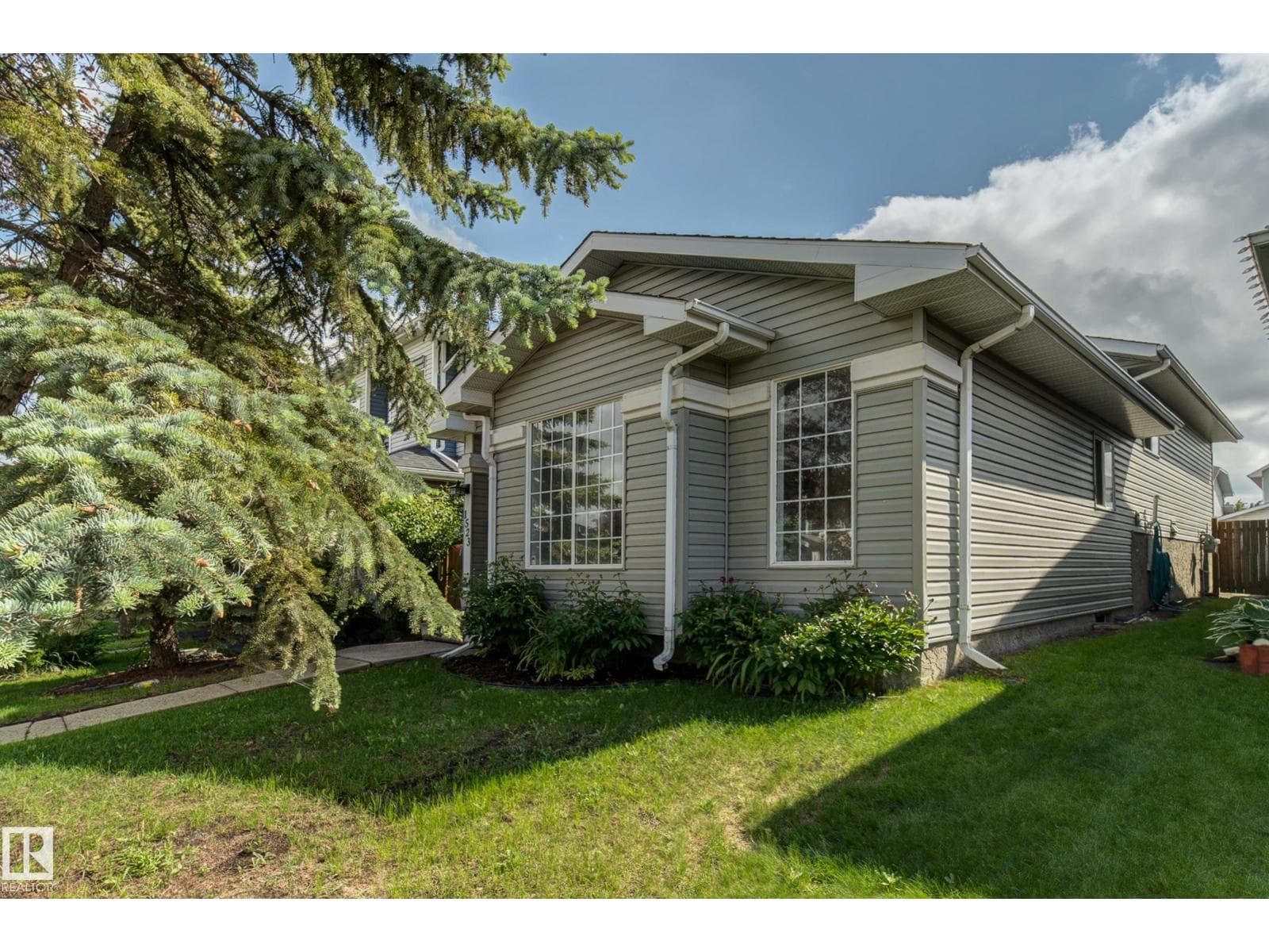 1523 JARVIS CR NW — photo 2