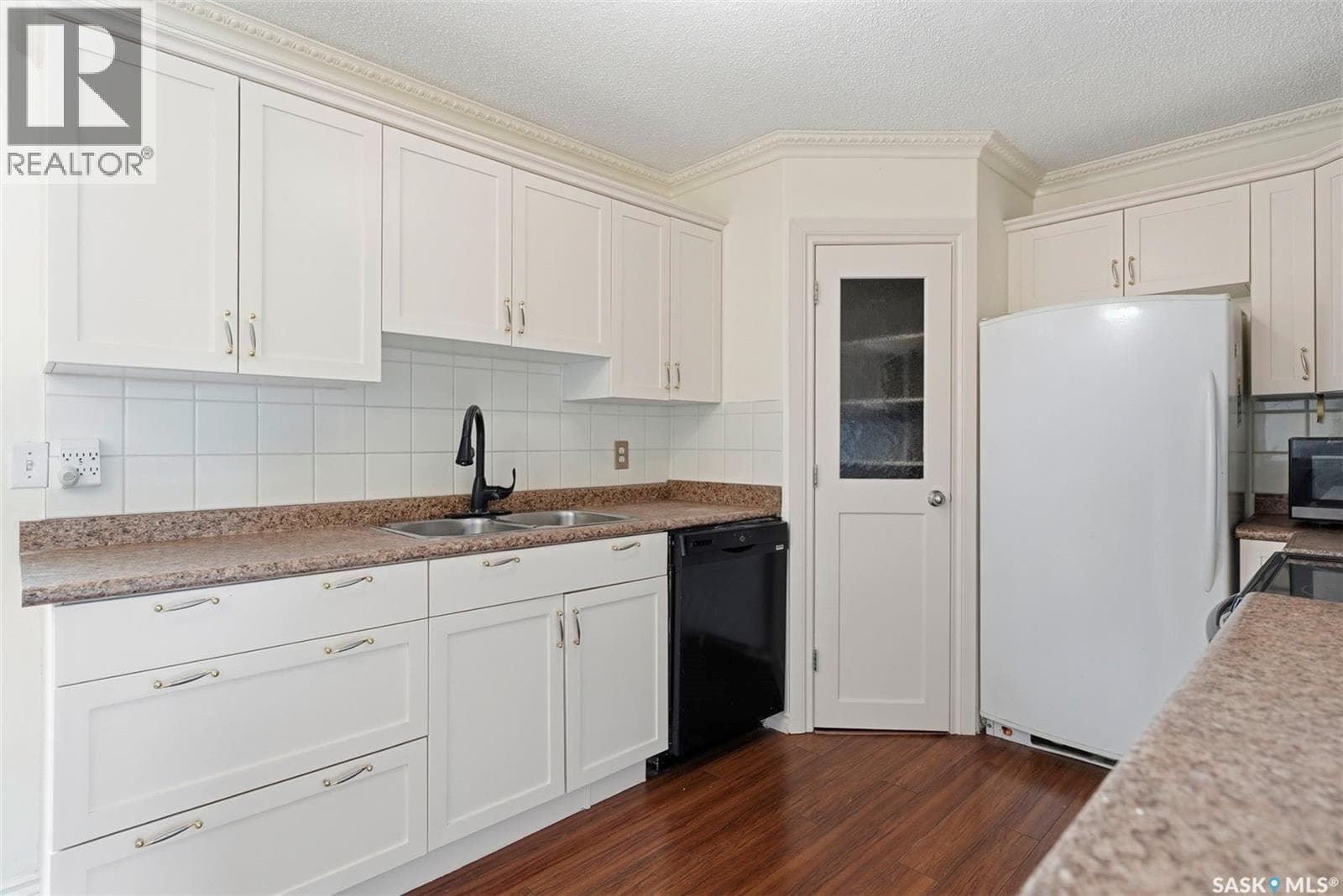 3 bed 2 bath single family at 526 McKercher DRIVE — $399,900 — photo 10
