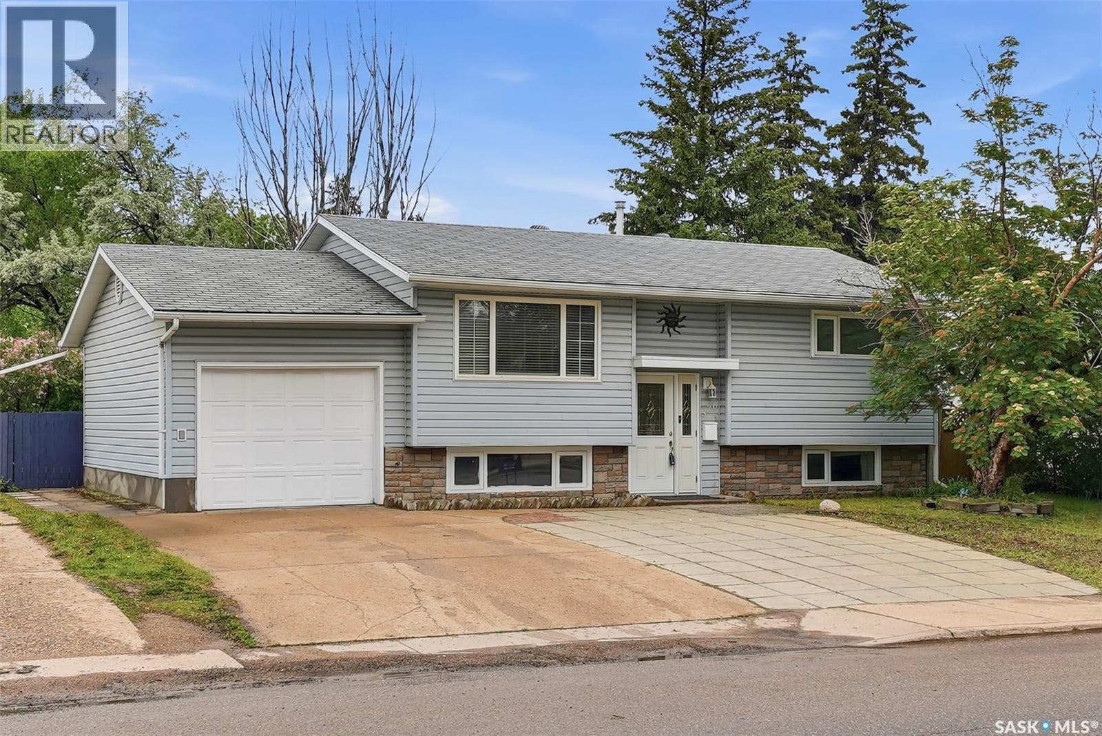 526 McKercher DRIVE — photo 2