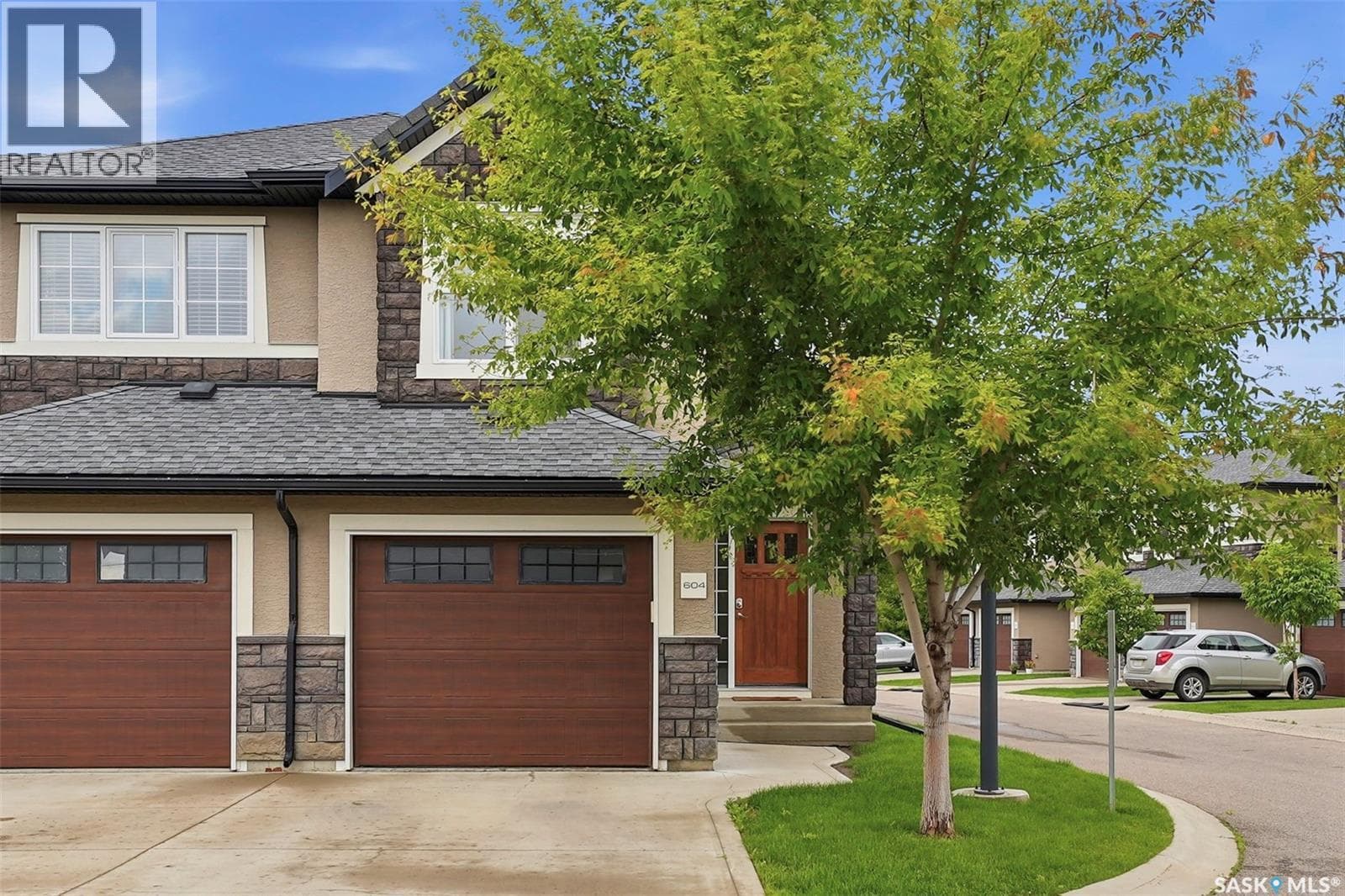 604 2012 Pohorecky CRESCENT