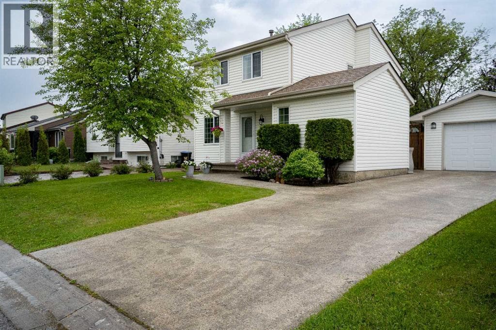 166 Bird Crescent