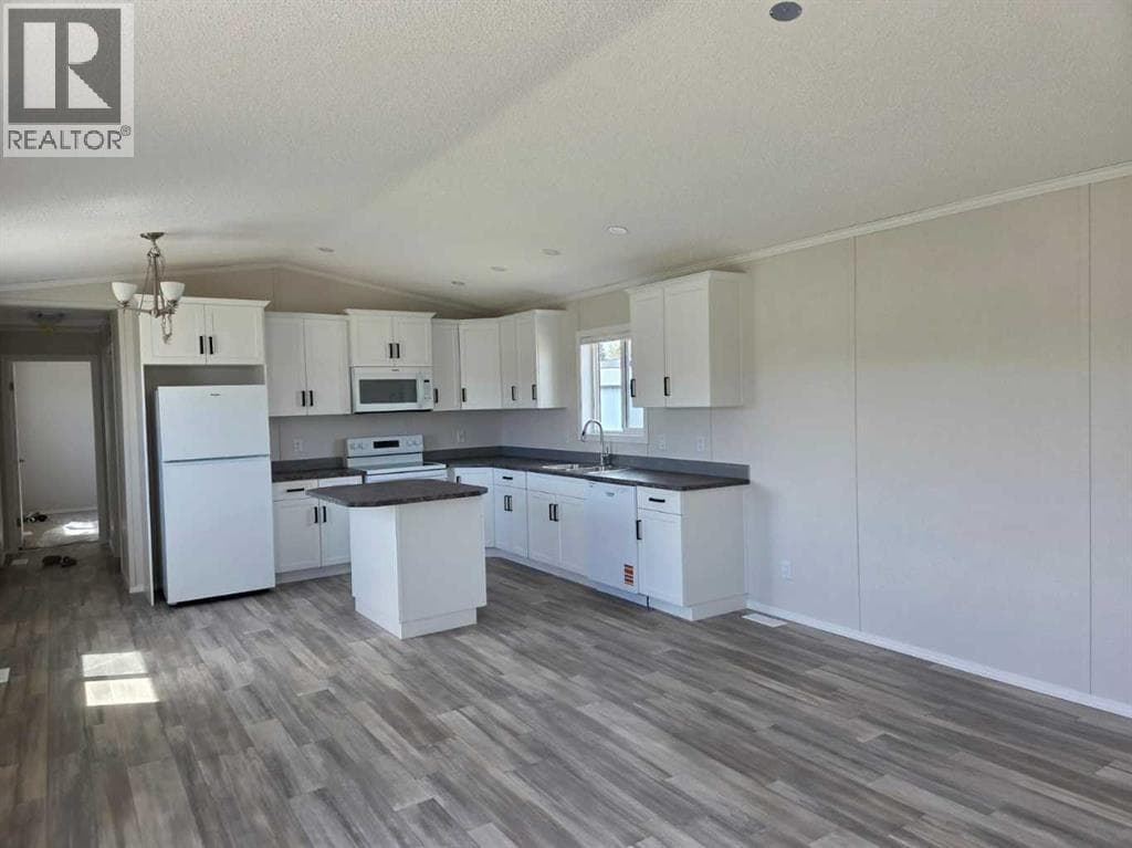 625 3 Avenue — photo 3