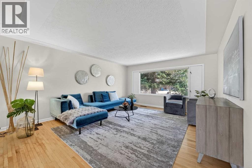 3112 34 Avenue SW — photo 4