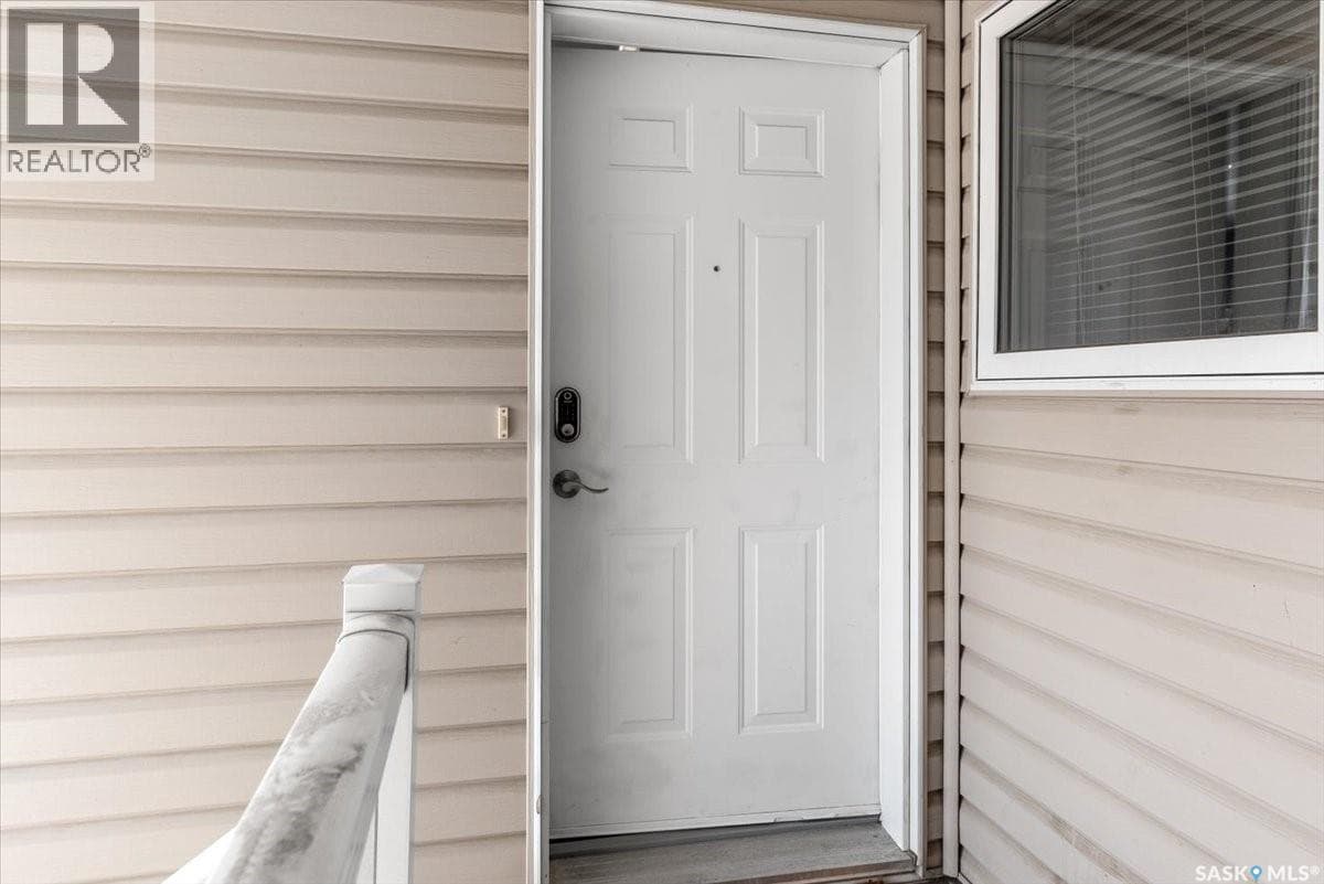 4044 Buckingham DRIVE E — photo 3