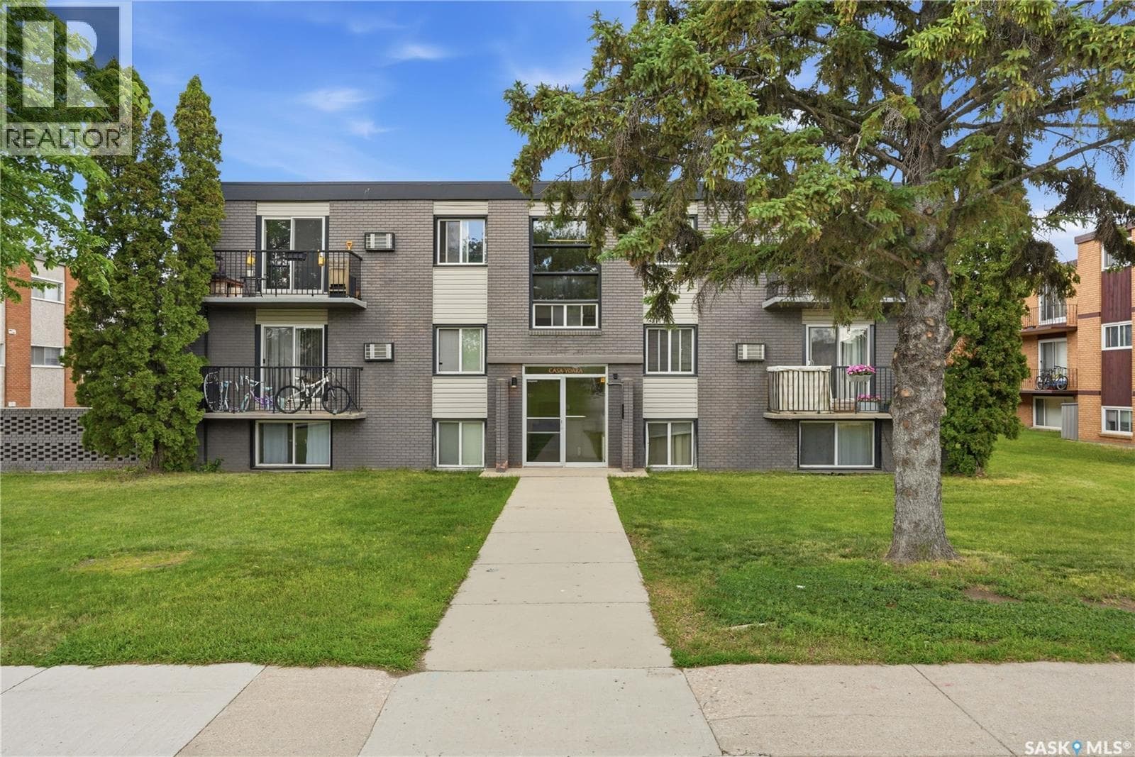 7 104 104th STREET W