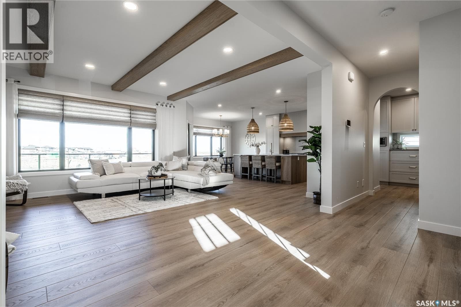 415 Sharma CRESCENT — photo 4