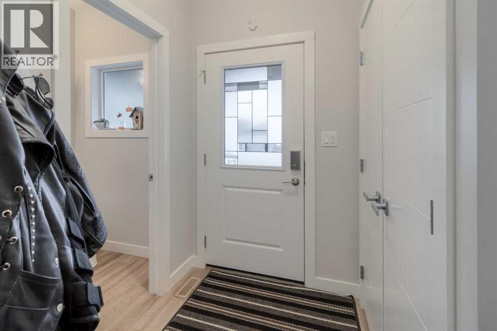 4406 sundance Drive — photo 2