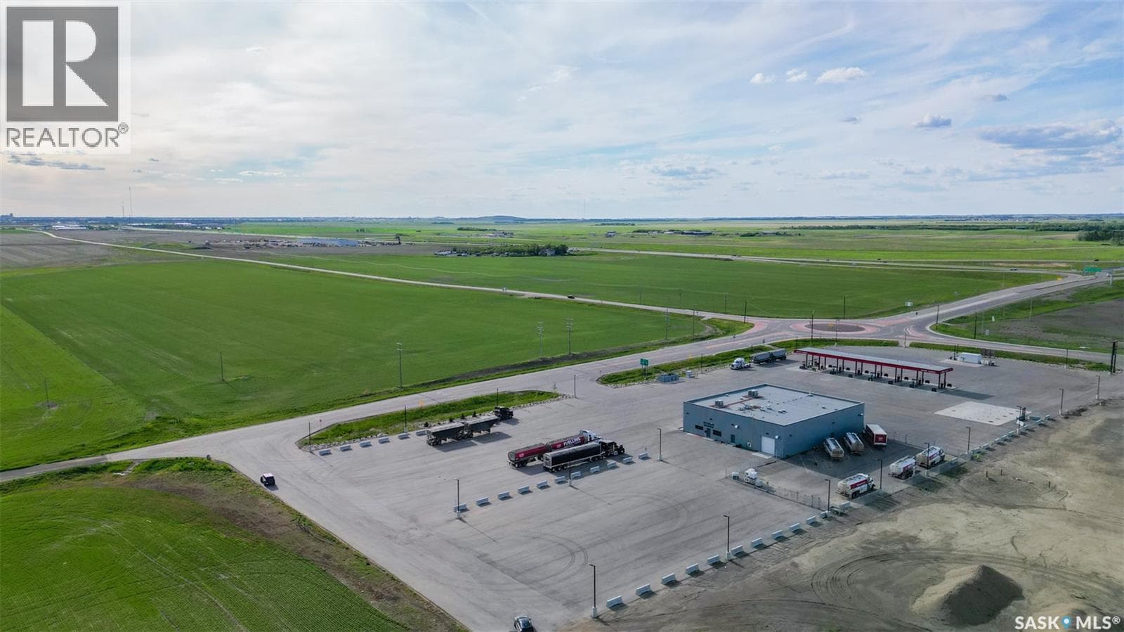 LEONARD ACREAGE — photo 2