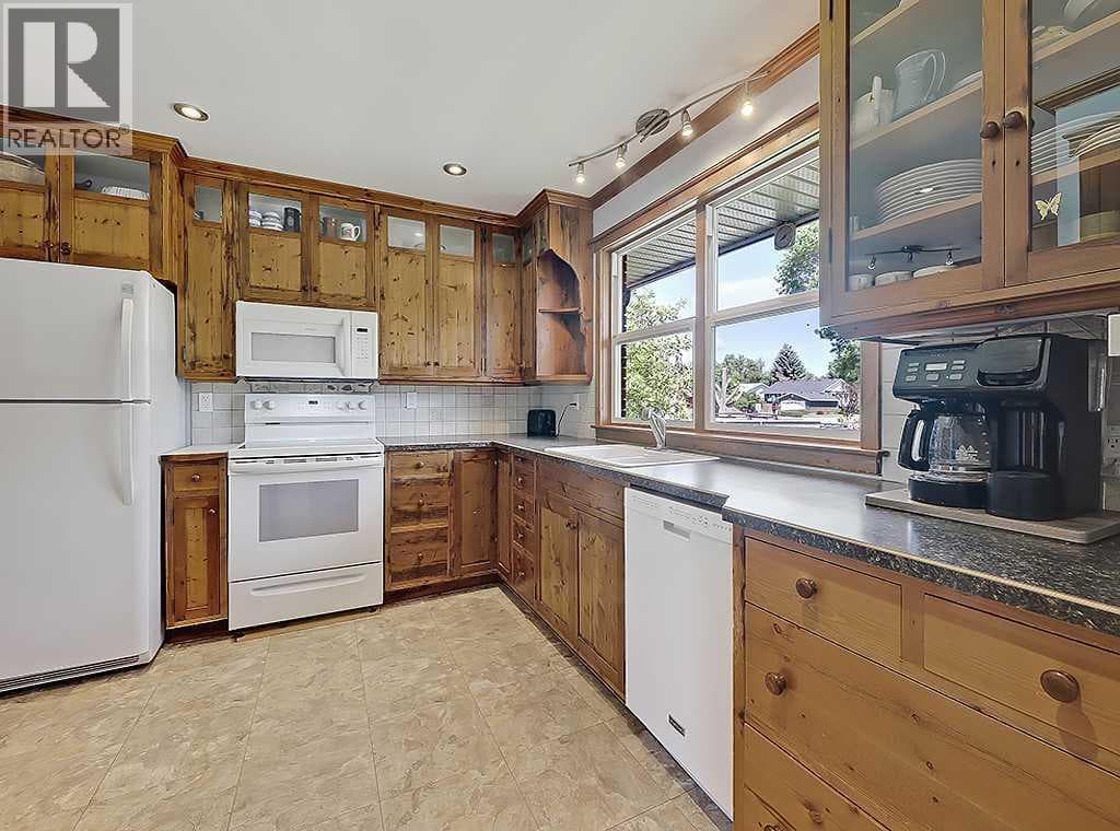 19 Tongue Road SW — photo 3