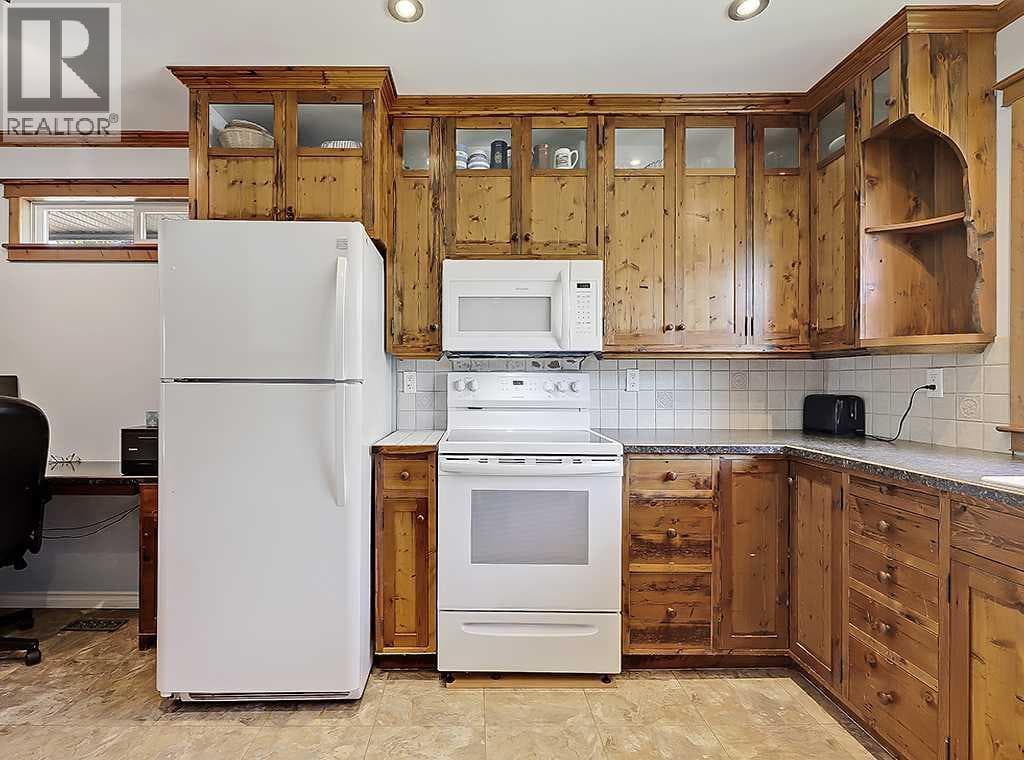 19 Tongue Road SW — photo 4