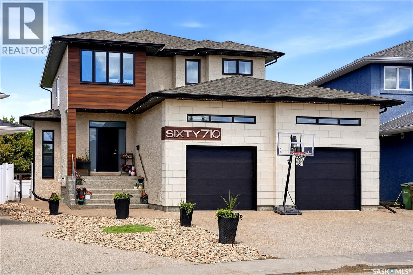 6710 Maple Vista DRIVE