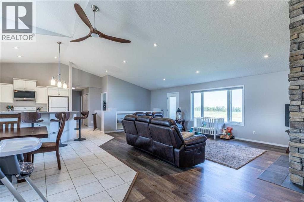 27318 TWP ROAD 482 — photo 4