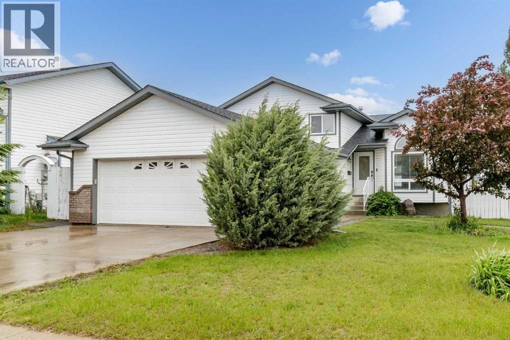 61 Premiere Crescent