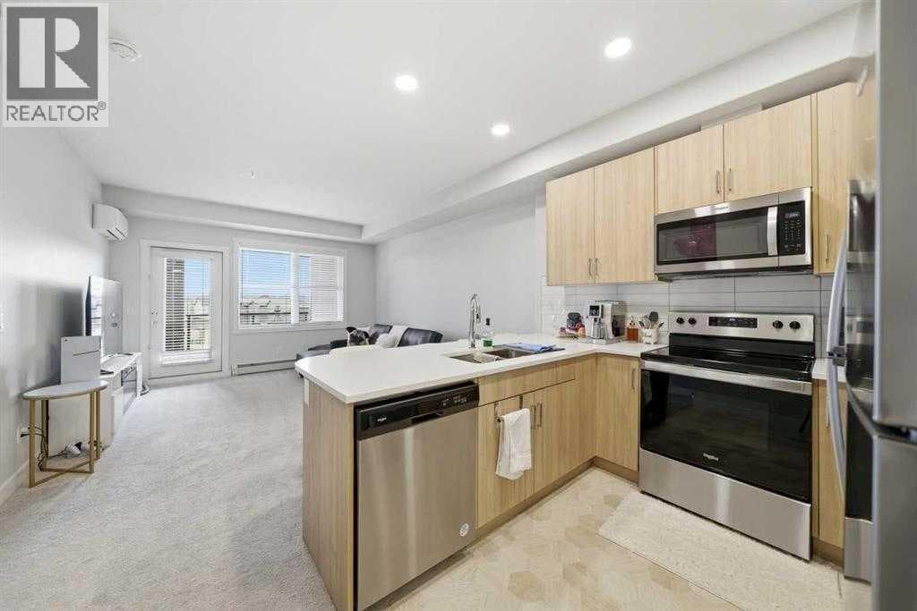 318, 55 wolf hollow Crescent SE — photo 4