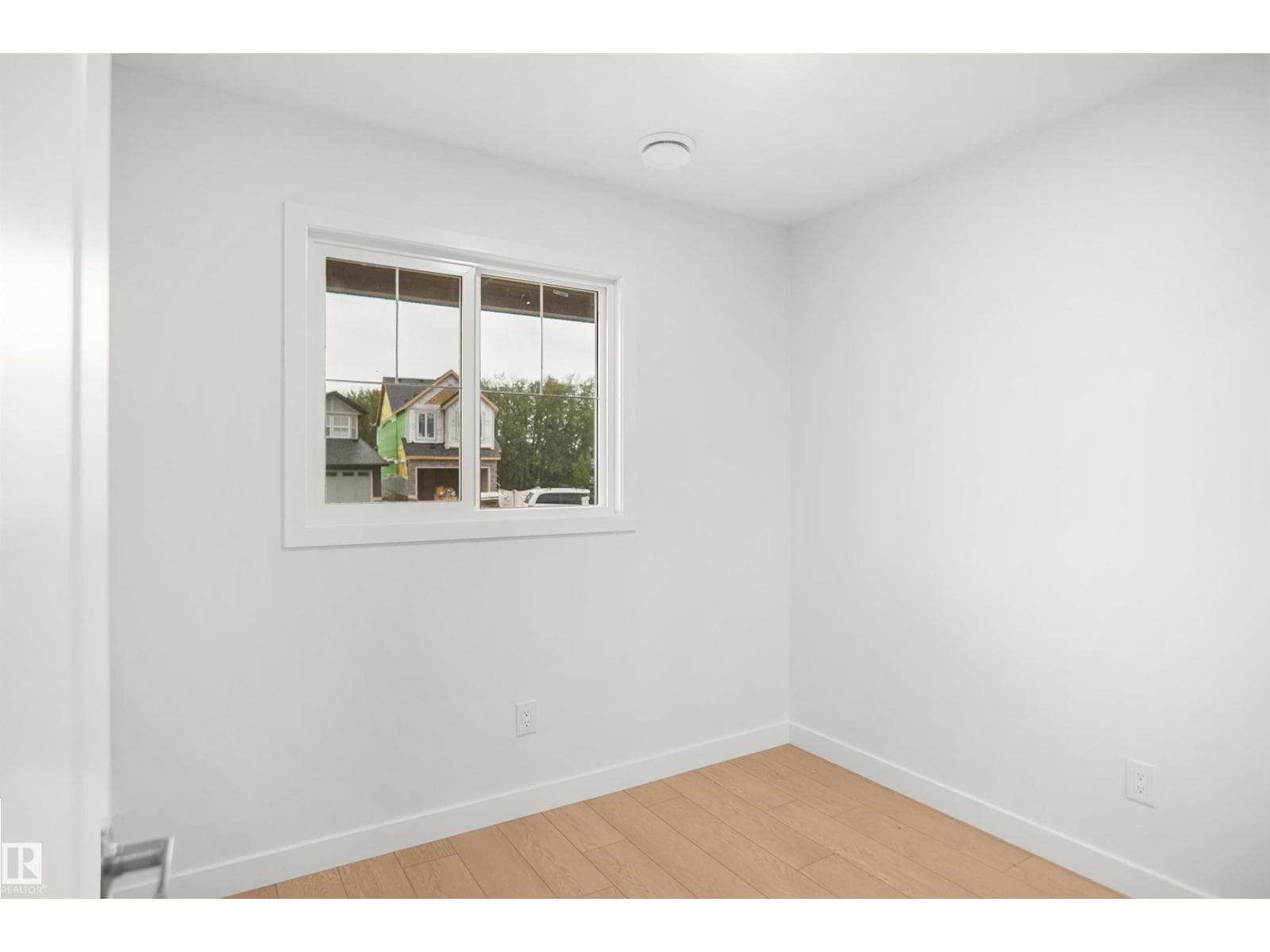 13135 214 ST NW — photo 4
