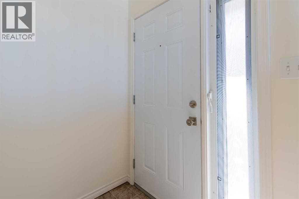 3(C), 4406 Lake Drive — photo 5