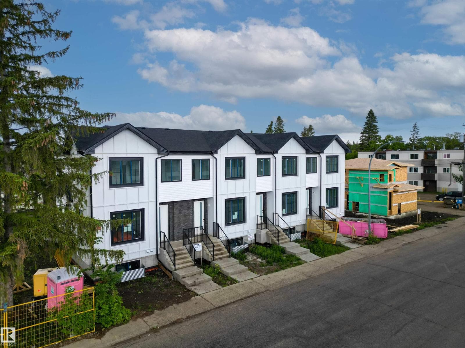 14930 94 AV NW — photo 2