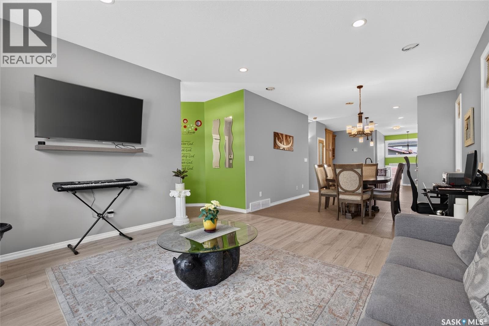 2801 Ridgeway AVENUE — photo 5