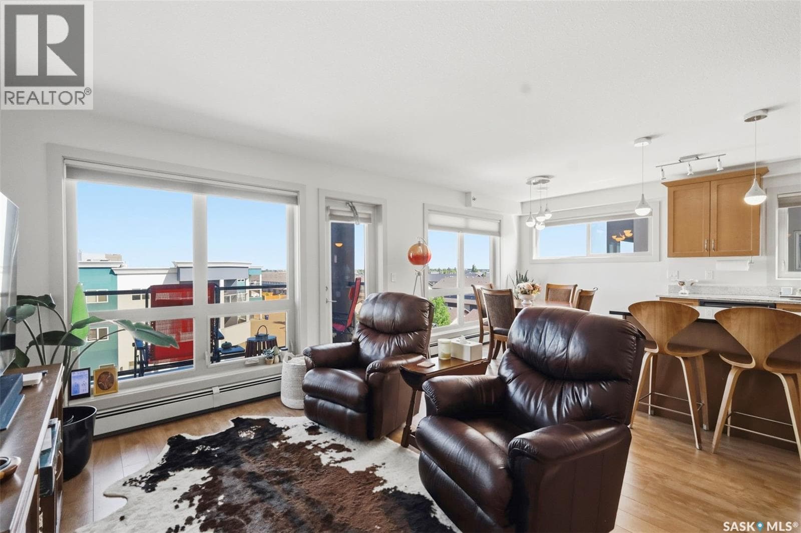 318 115 Willowgrove CRESCENT — photo 3