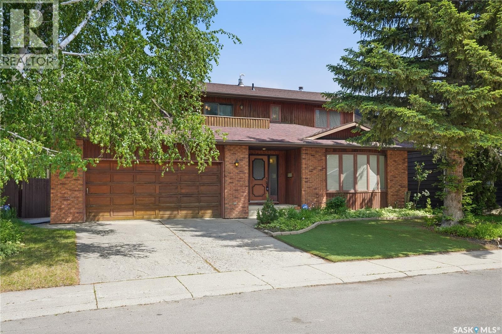 211 Keeley CRESCENT — photo 2