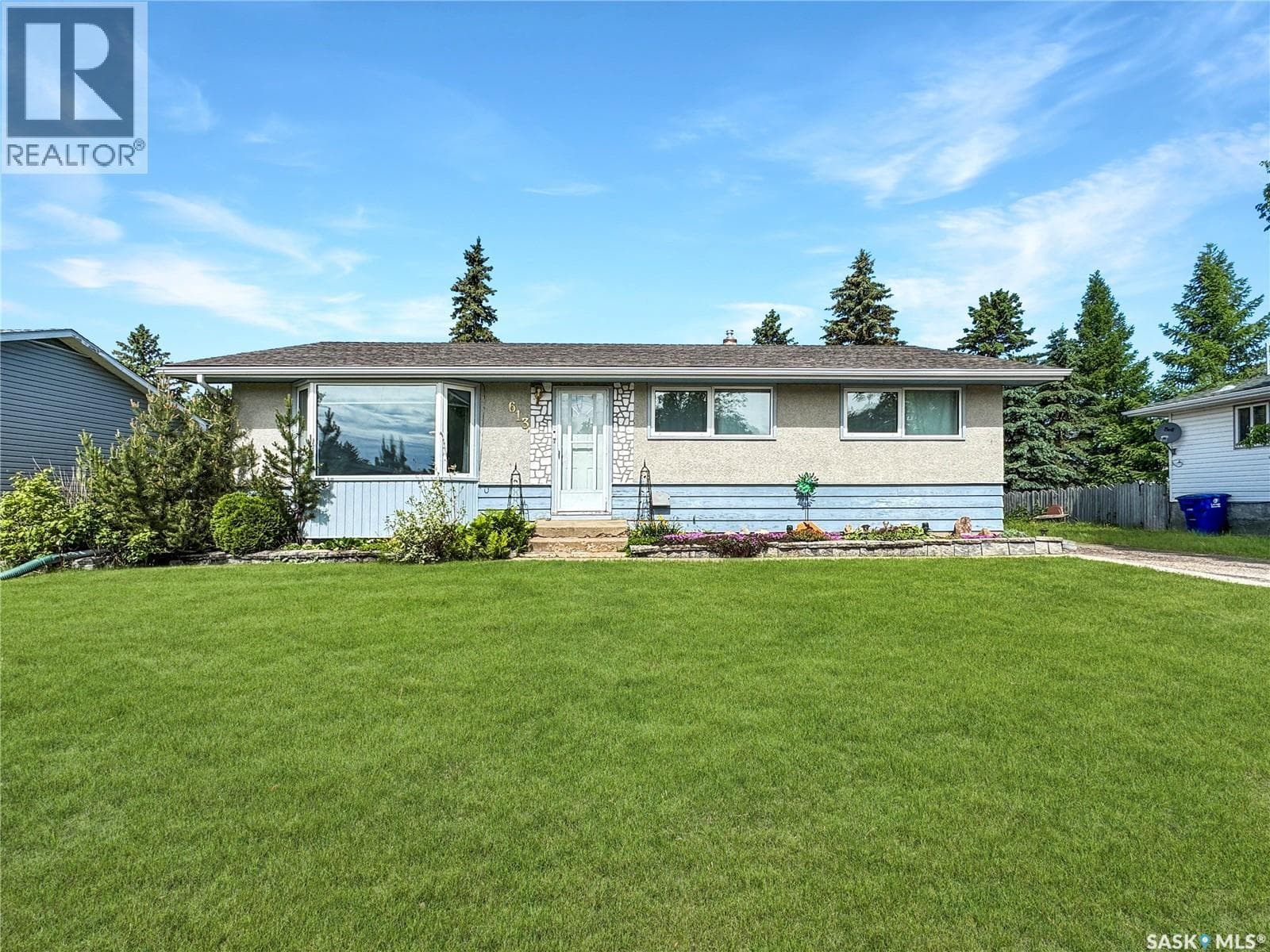 613 3rd STREET W