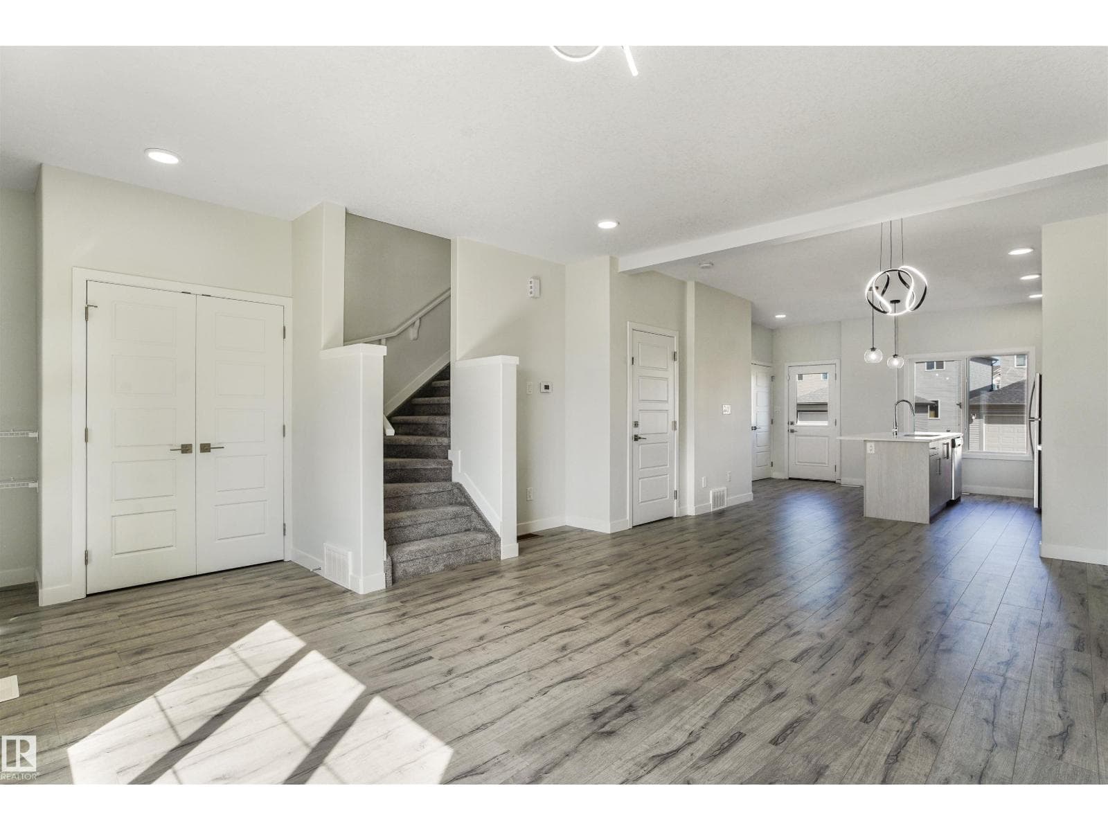 9455 COLAK LN SW — photo 5