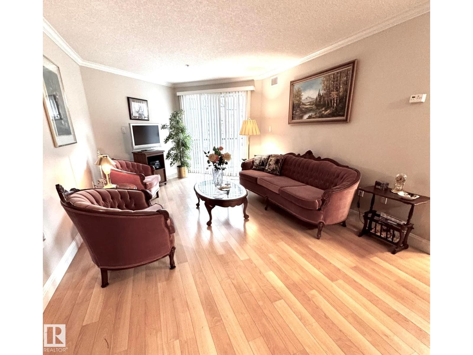 #330 13111 140 AV NW — photo 2