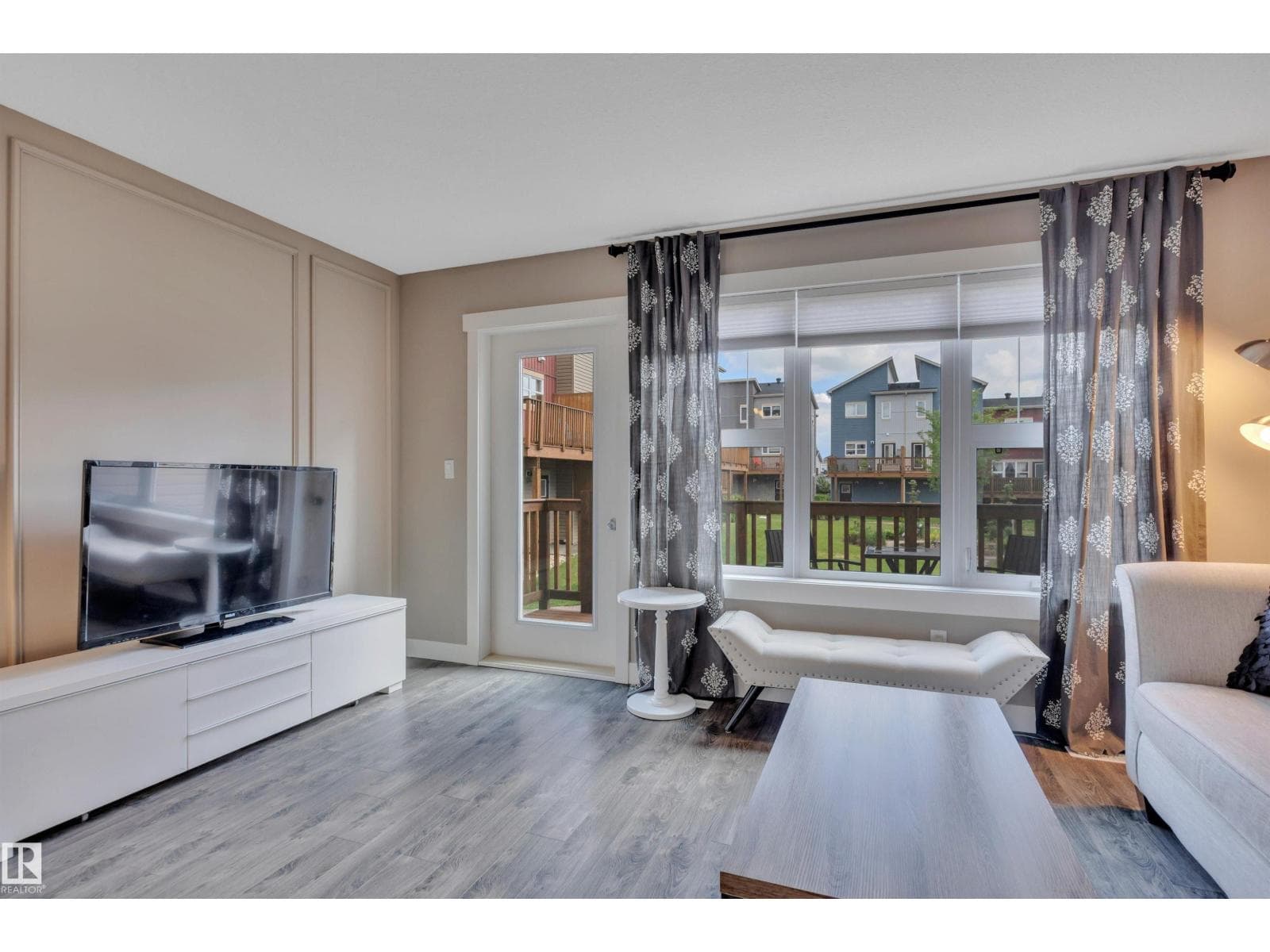 #209 401 SOUTHFORK DR