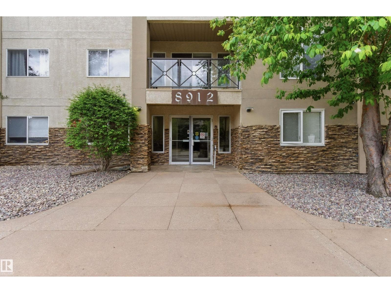 #309 8912 156 ST NW