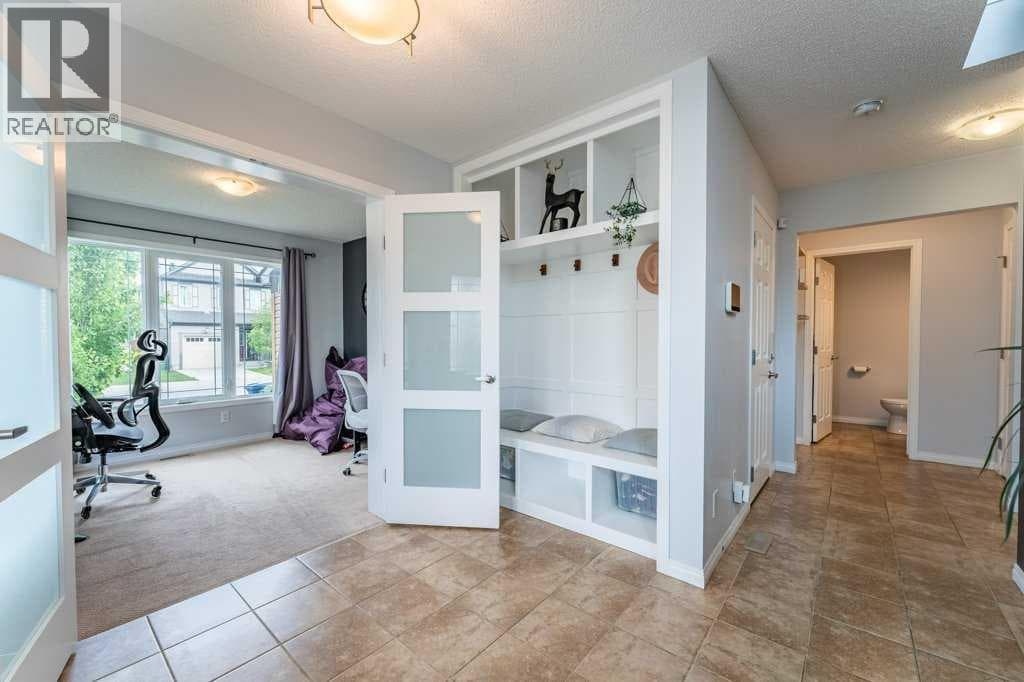 15 Windwood Grove SW — photo 4