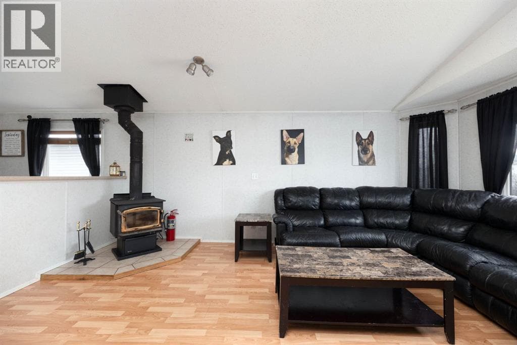 212 Gregoire Crescent — photo 4