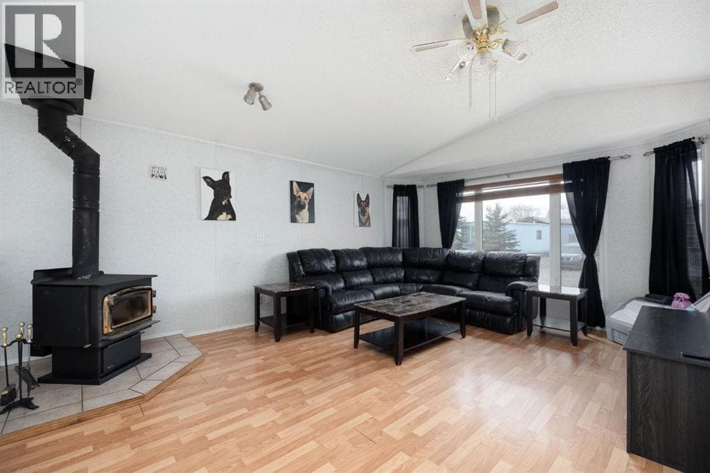 212 Gregoire Crescent — photo 5