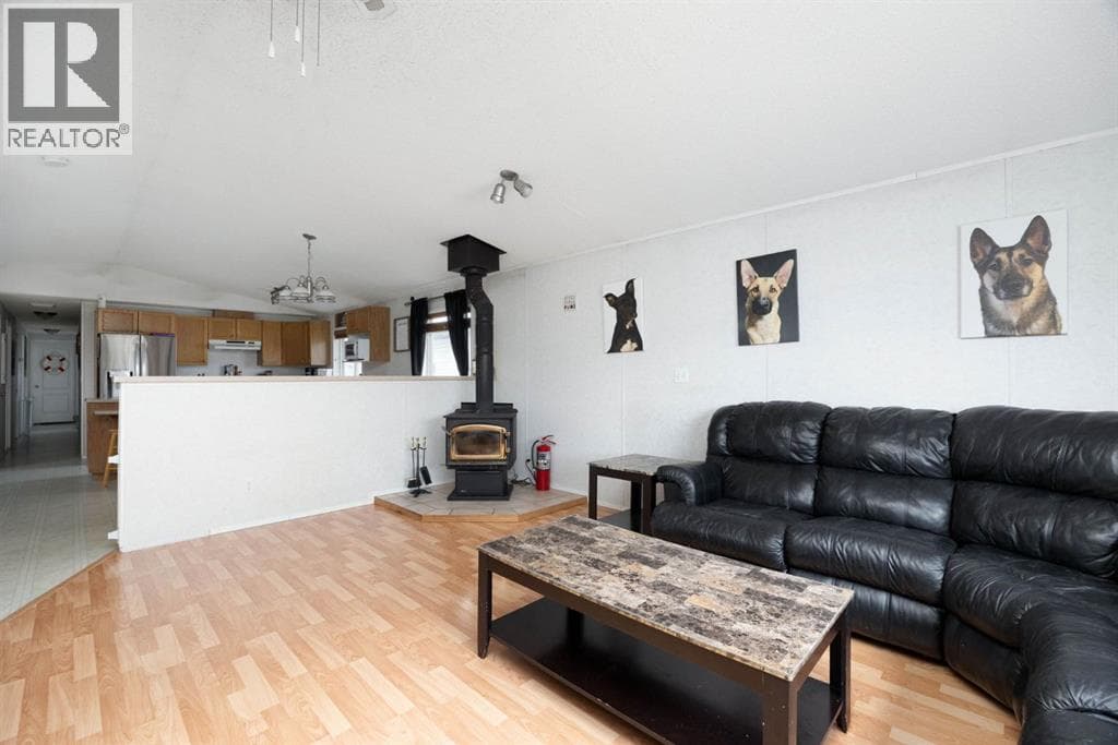 212 Gregoire Crescent — photo 3
