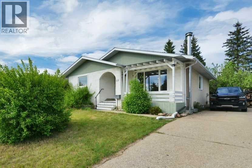 22 Blackstone Avenue