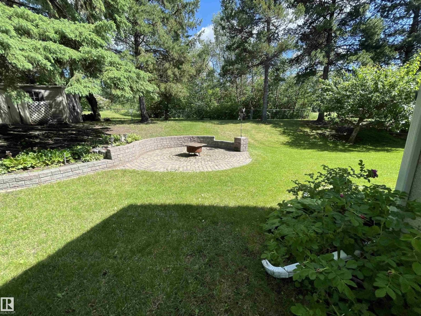 205 Manor CO — photo 3