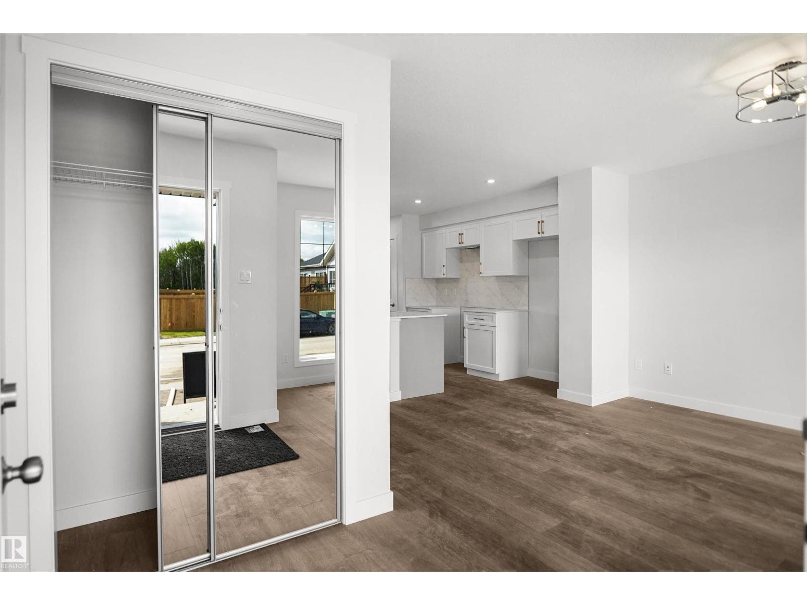 21390 128A AV NW — photo 3