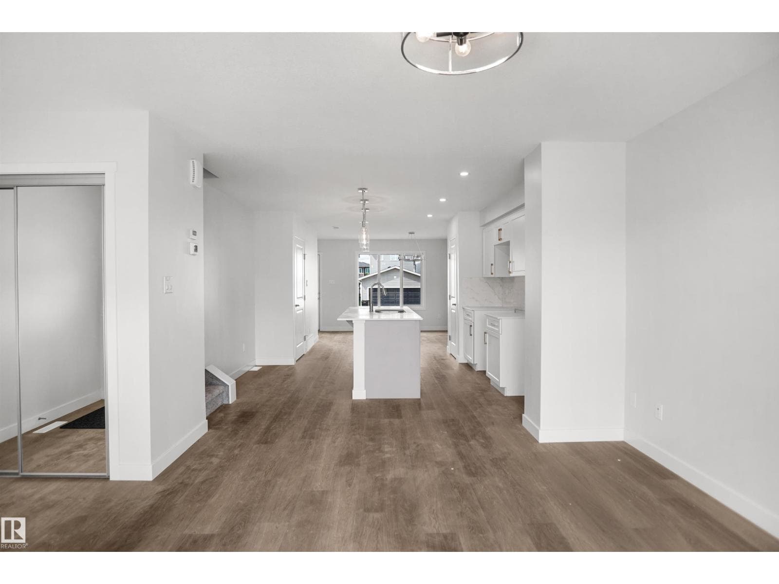 21390 128A AV NW — photo 5