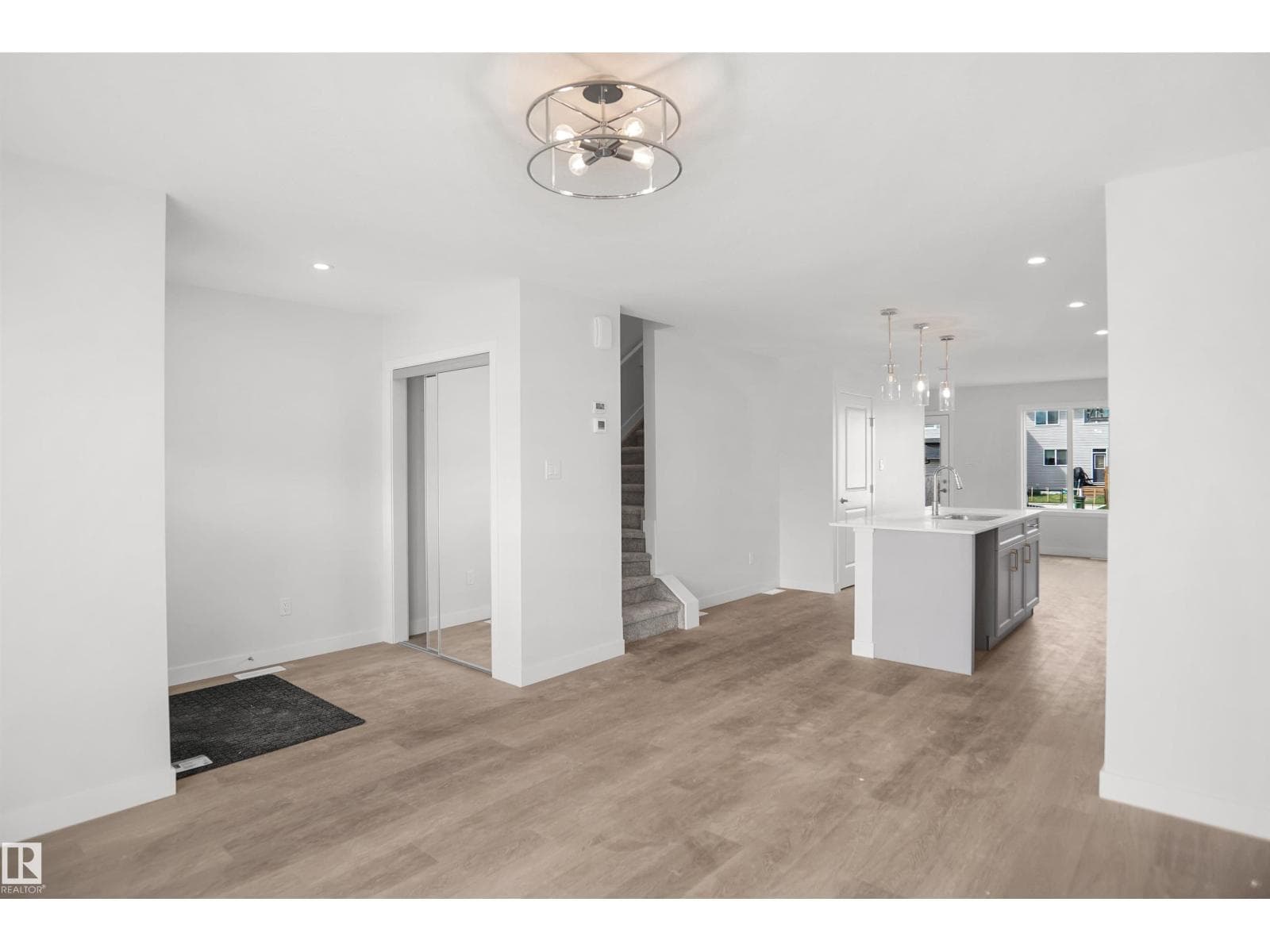 21390 128A AV NW — photo 4