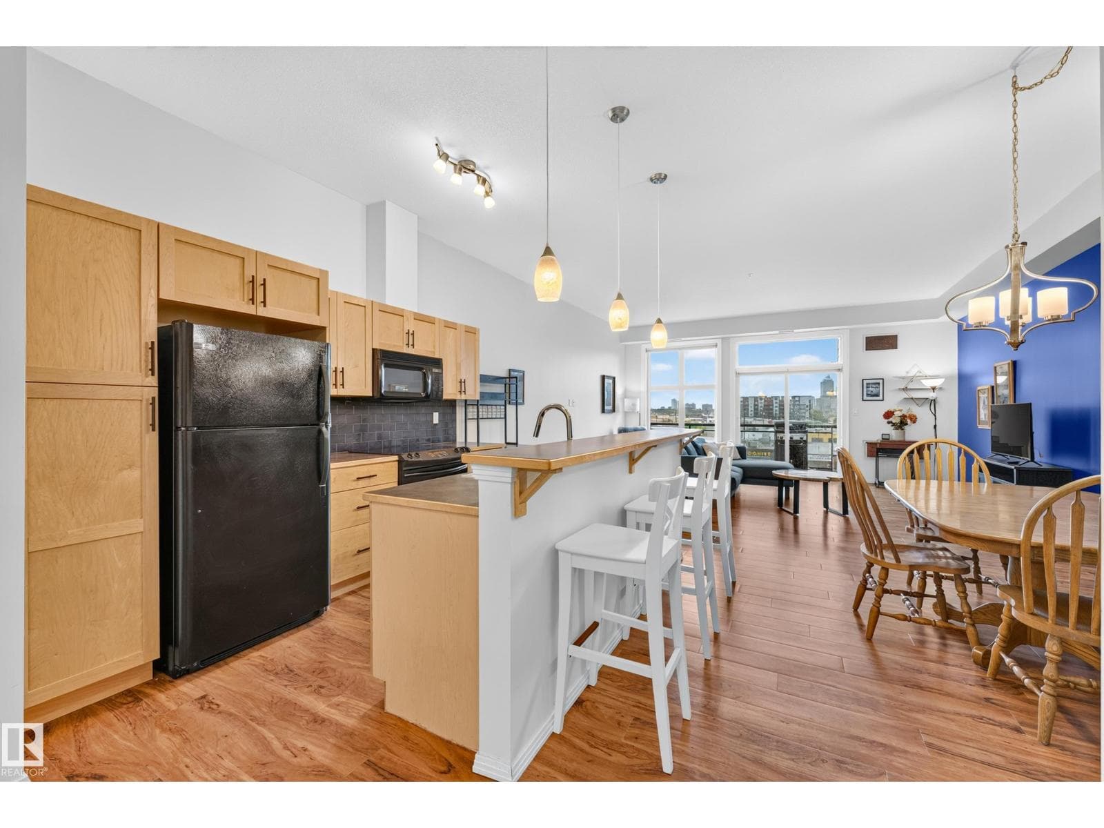 #410 10531 117 ST NW — photo 5