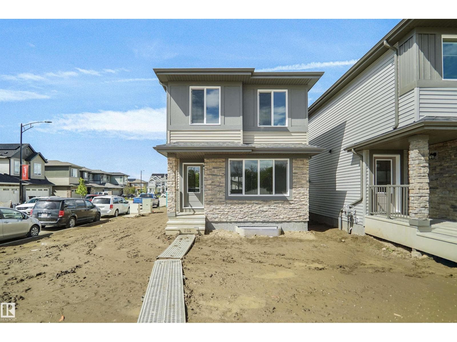 21398 128A AV NW