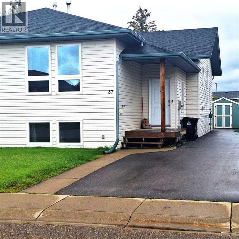 37 Silver Drive