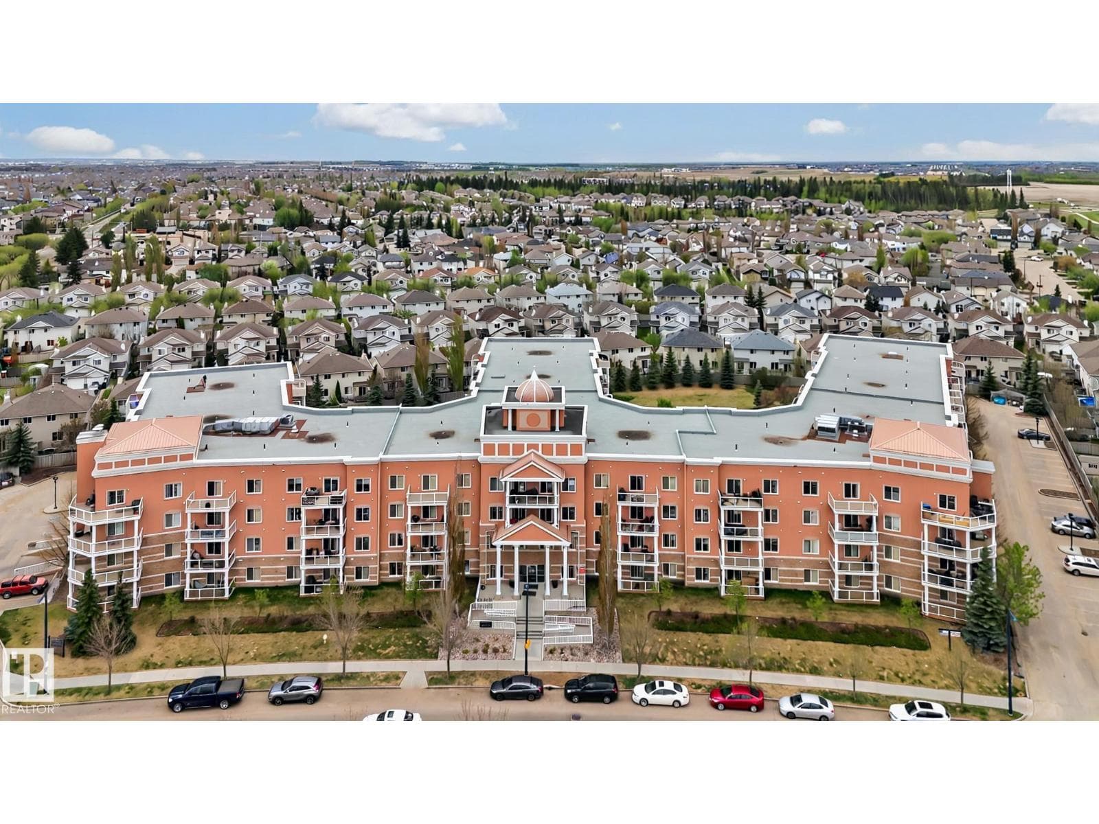 #104 263 MACEWAN RD SW — photo 4