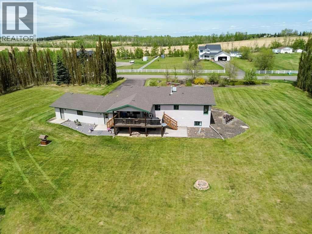 205, 1271 Township Road 392 — photo 4