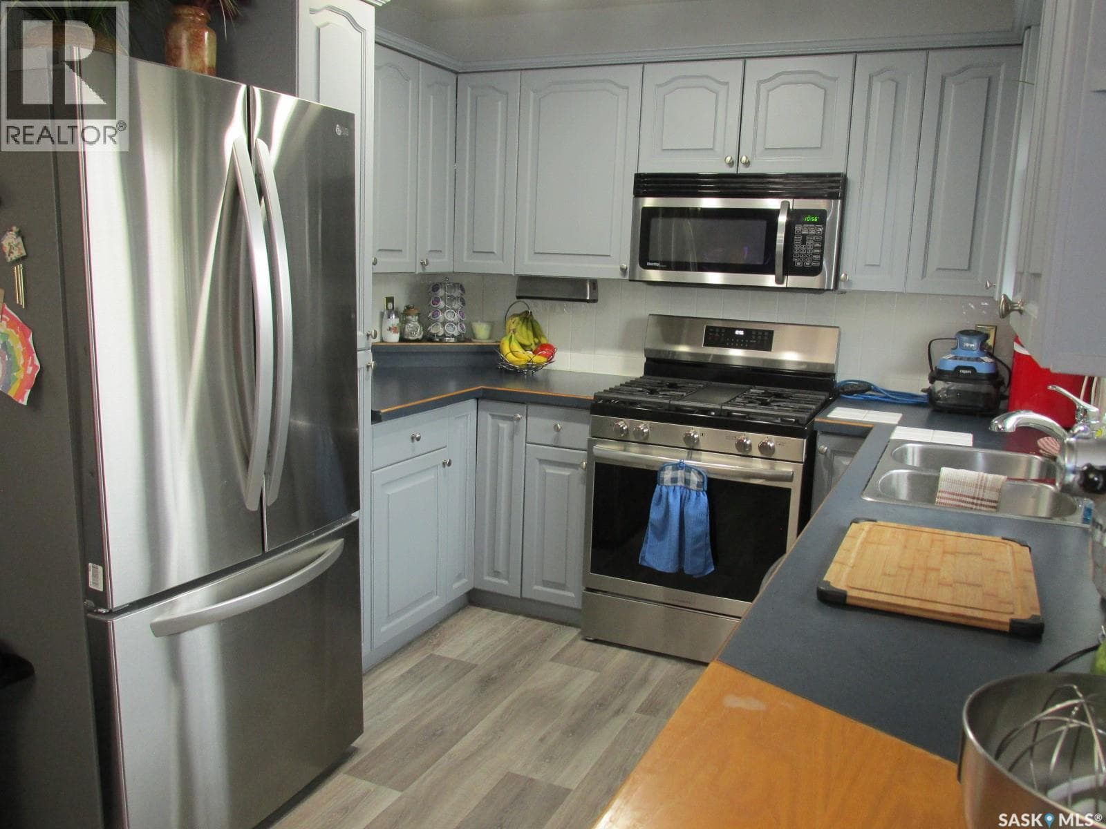 508 1st AVENUE W — photo 5